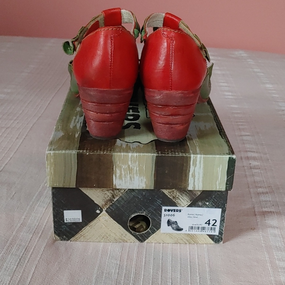 Rover Two-Tone Red and Green Leather Chunky Low Heel Mary Janes - Picture 6 of 6